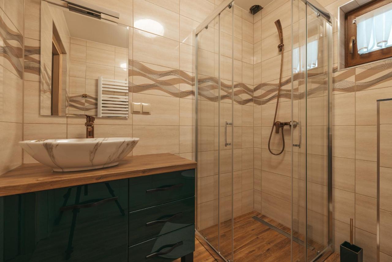 Apartamenty Grand Tatry - Sauna I Jacuzzi Wliczone W Cene Pobytu - 10 Minut Pieszo Od Term Bania Białka Esterno foto