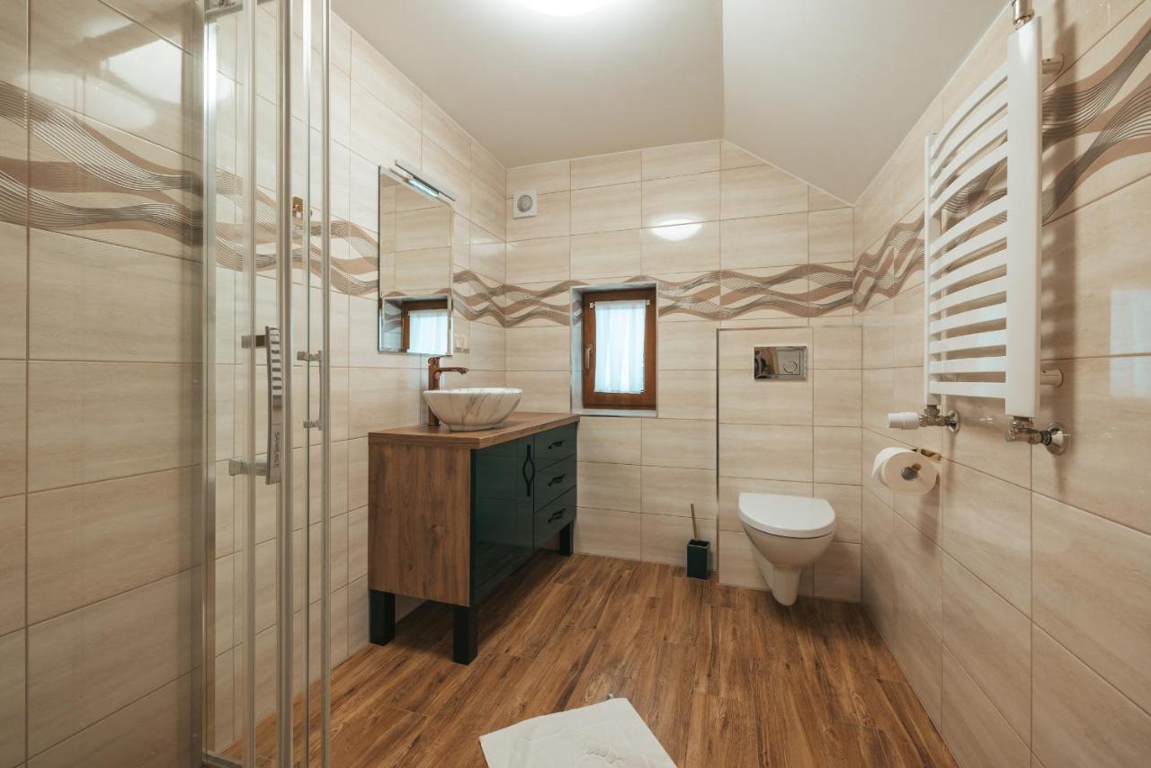 Apartamenty Grand Tatry - Sauna I Jacuzzi Wliczone W Cene Pobytu - 10 Minut Pieszo Od Term Bania Białka Esterno foto
