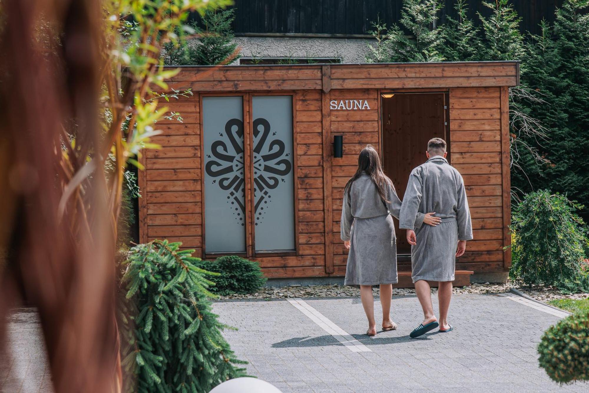 Apartamenty Grand Tatry - Sauna I Jacuzzi Wliczone W Cene Pobytu - 10 Minut Pieszo Od Term Bania Białka Esterno foto
