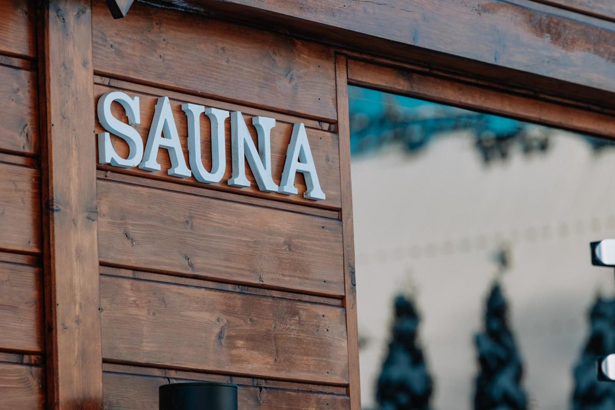 Apartamenty Grand Tatry - Sauna I Jacuzzi Wliczone W Cene Pobytu - 10 Minut Pieszo Od Term Bania Białka Esterno foto